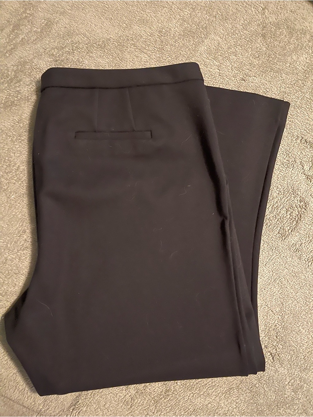 Women's Black Cropped Ponte Pants - Sleek Ankle-Length